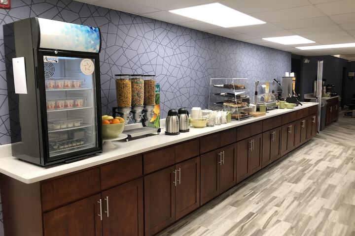 Breakfast area