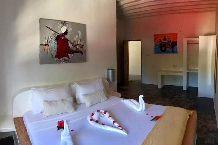 Room 2 of 15