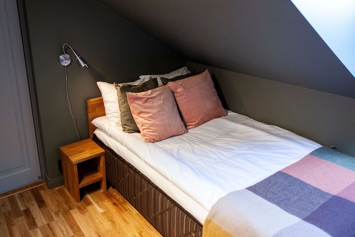 Room 4 of 57