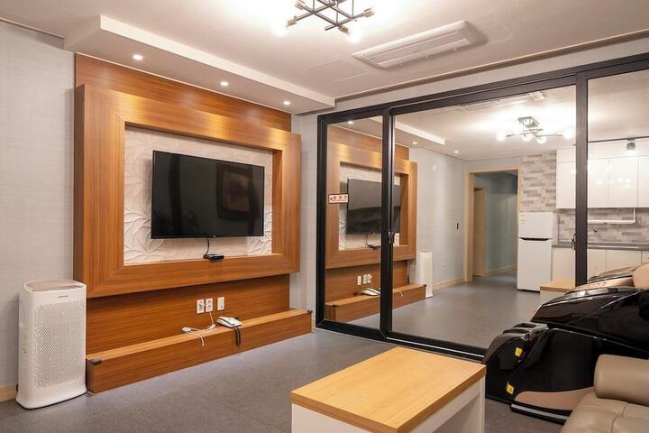 Room 42 of 63