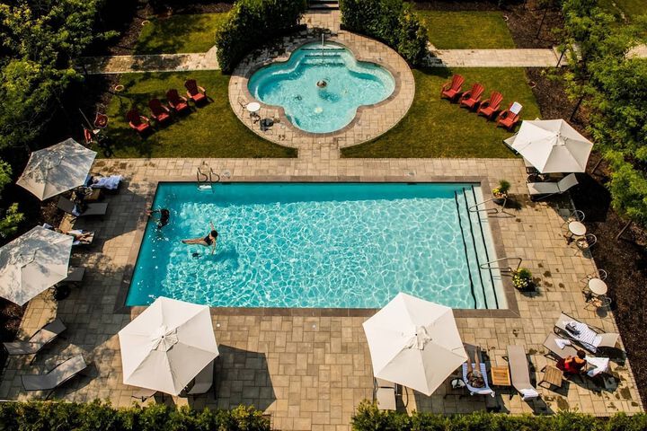 Pool 34 of 60