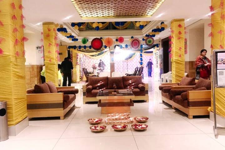 Hotel Interior 2 of 31