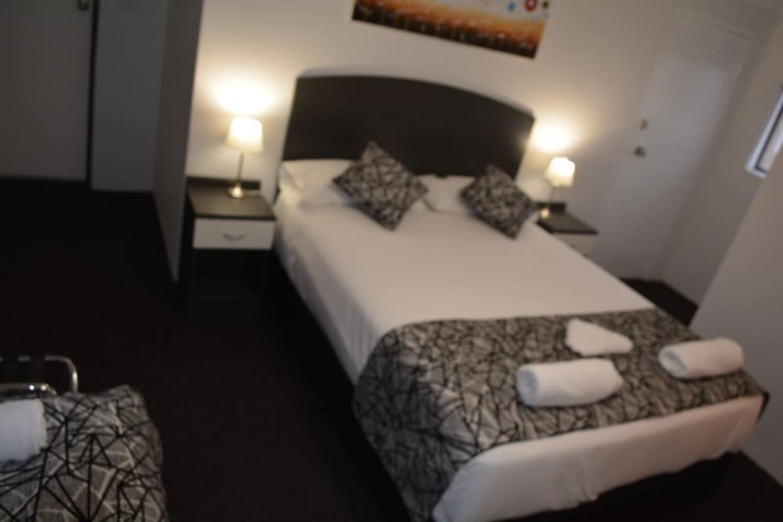 Room 12 of 43