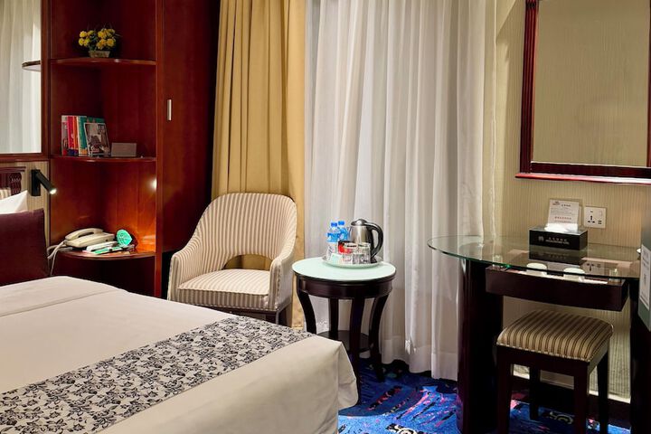Room 20 of 46
