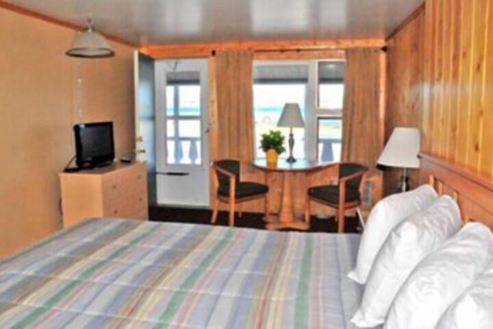 Room 7 of 15