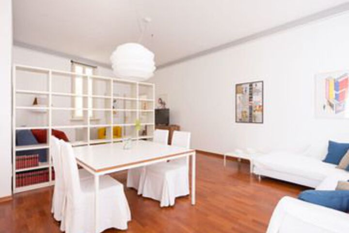 Room 17 of 17