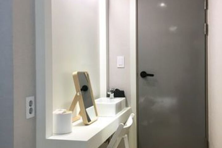 Room 19 of 39