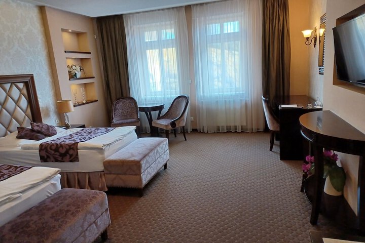 Room 18 of 64