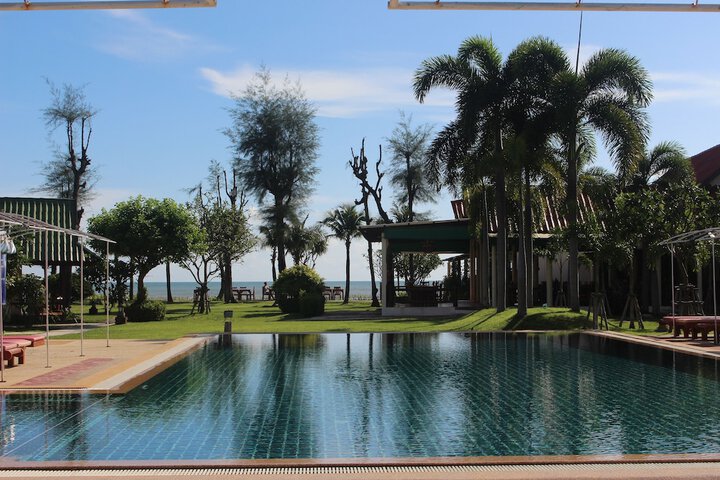 Pool 78 of 142