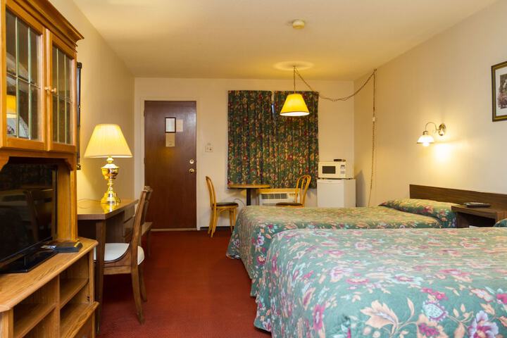 Room 3 of 80