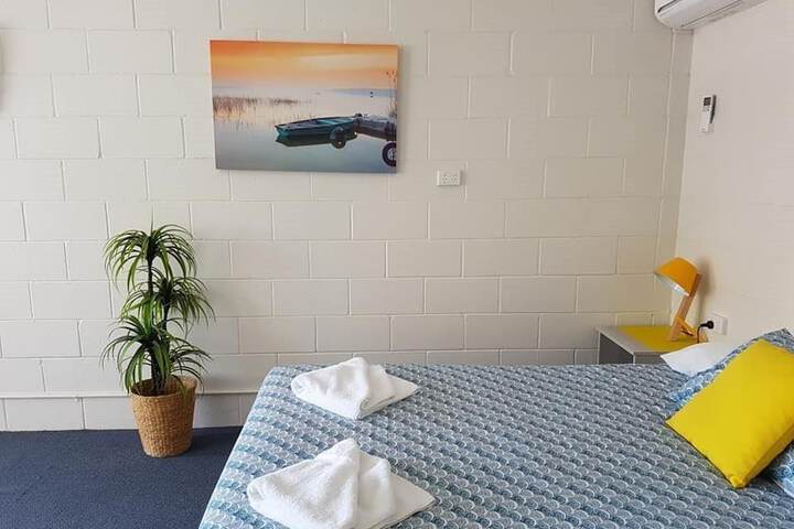 Room 8 of 56