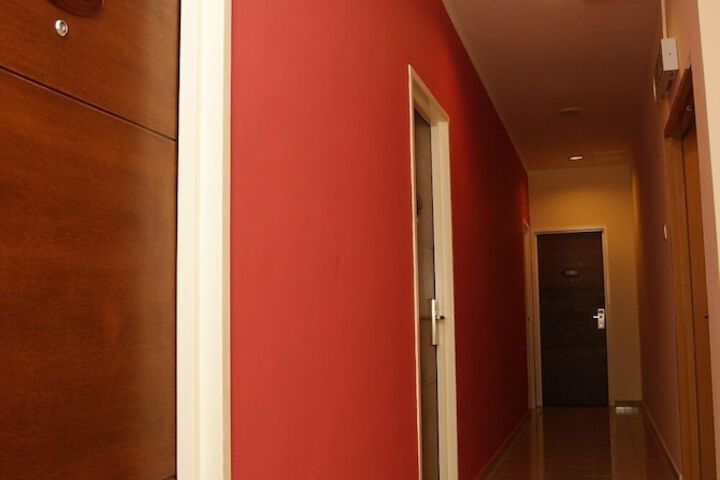 Ballroom/Hall 28 of 30