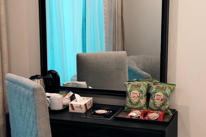 Room 12 of 60