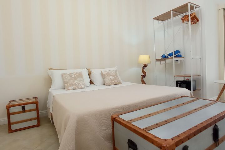 Room 15 of 97