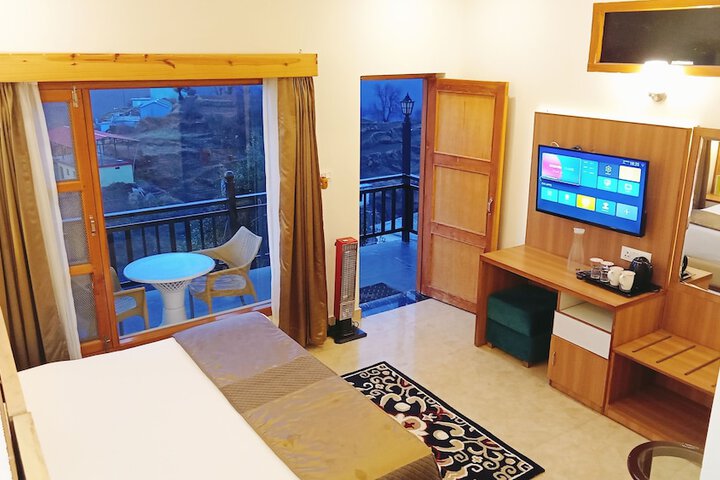 Room 34 of 68