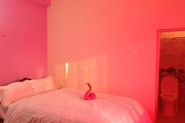 Room 13 of 68