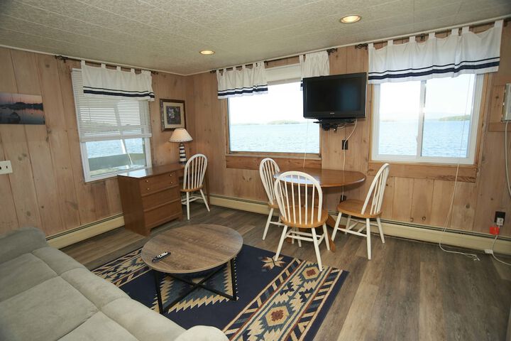Room 4 of 45