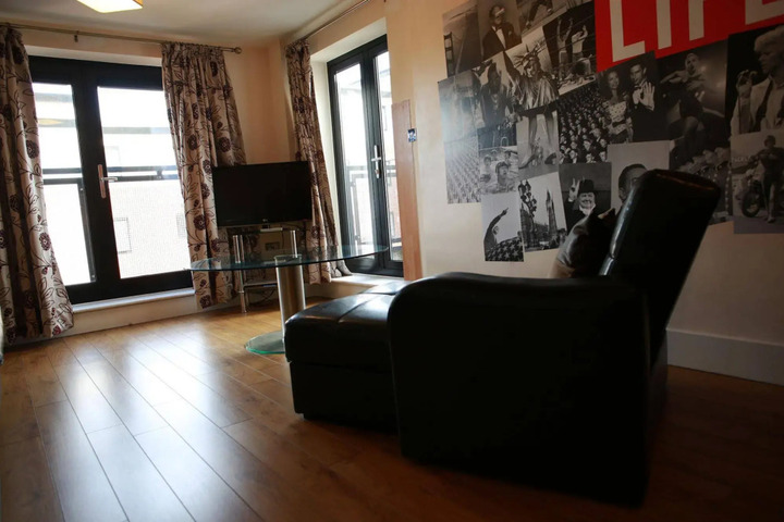 Photo 12