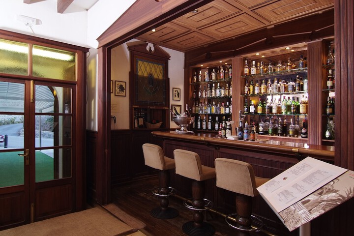 Lounge 60 of 72