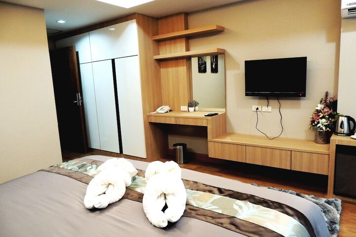 Room 8 of 52