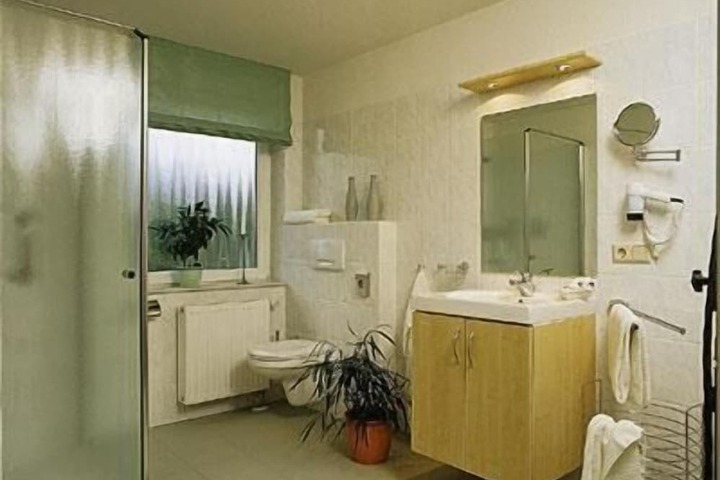 Bath Interior