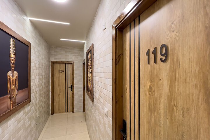 Hotel 270 of 284