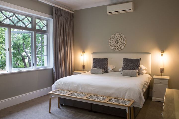 Room 12 of 35