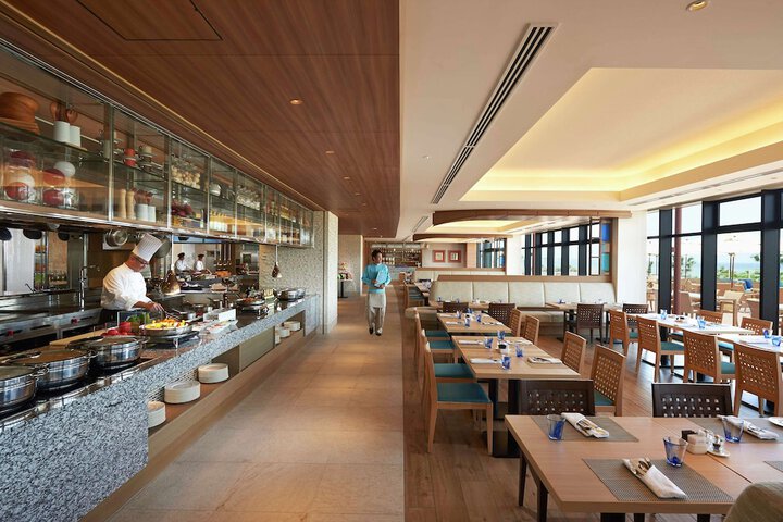 Dining 92 of 168