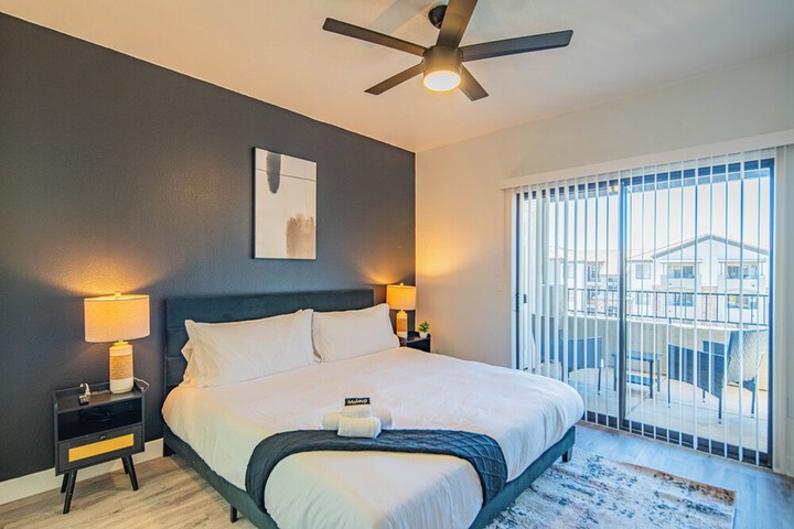 Room 20 of 193