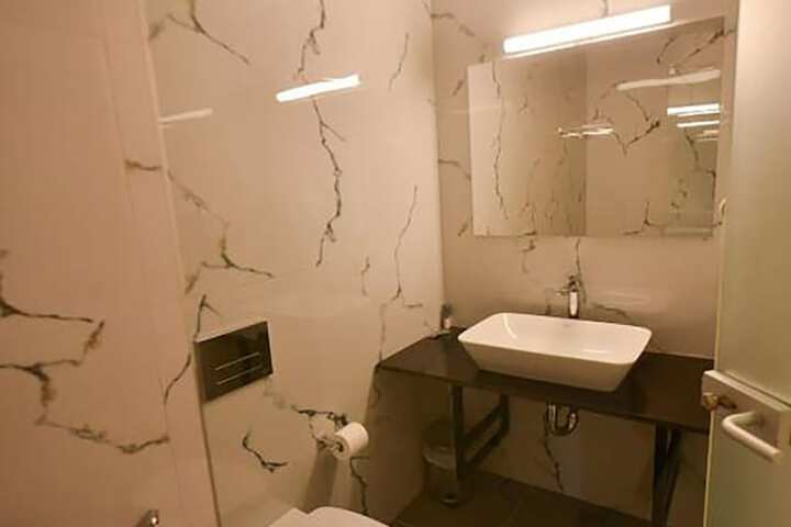 Room 92 of 138