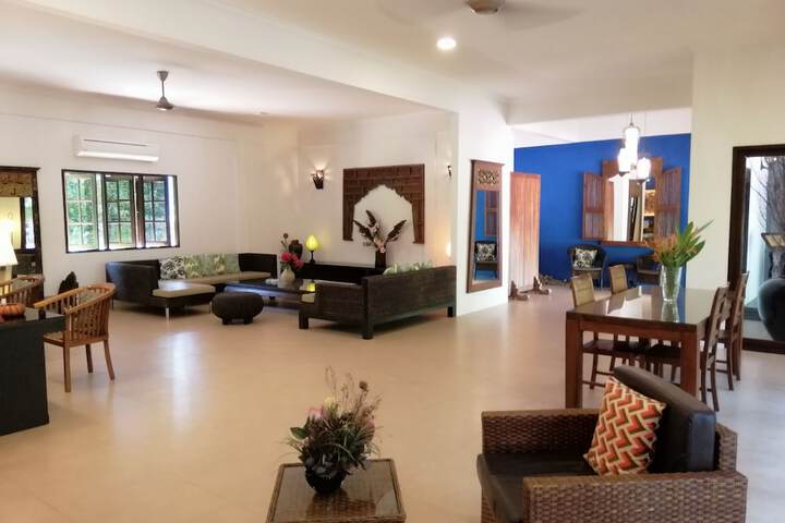 Hotel Interior 17 of 108