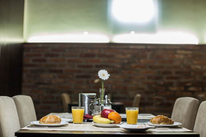 Breakfast/Coffee Service 51 of 78