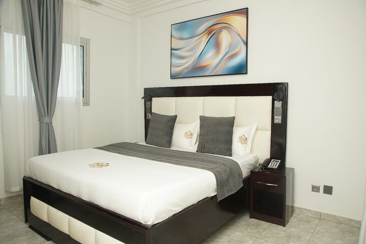 Room 12 of 31