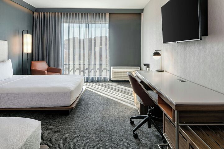 Room 19 of 63