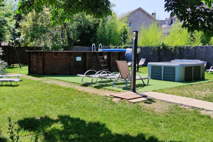 Pool 39 of 55
