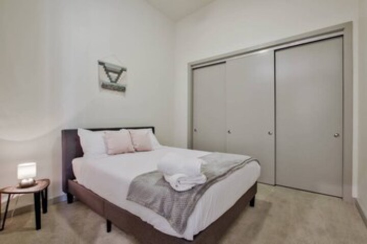 Room 256 of 328