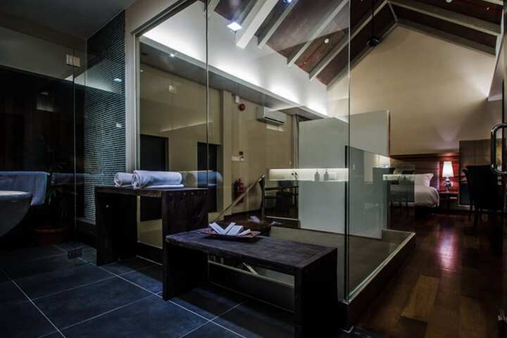 Room 46 of 73