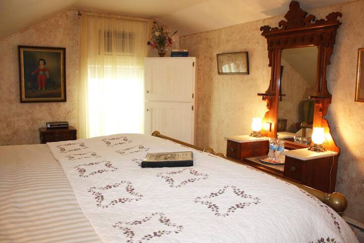 Room 13 of 41
