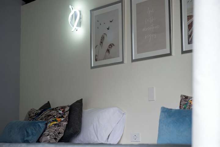 Room 27 of 63