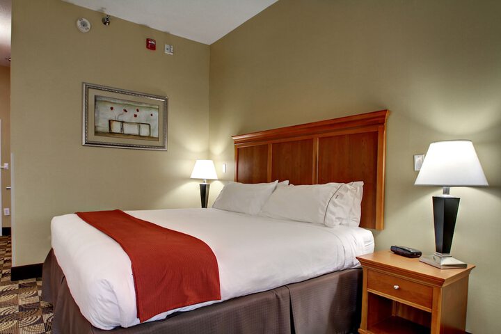 Standard | King Bed (16 of 28)