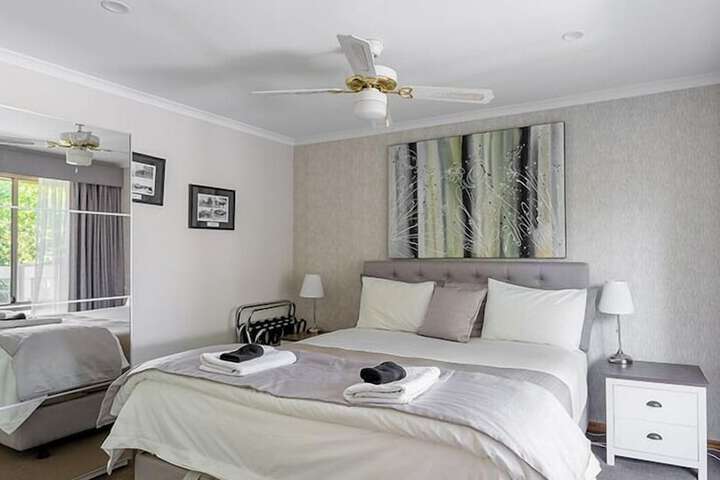 Room 7 of 34
