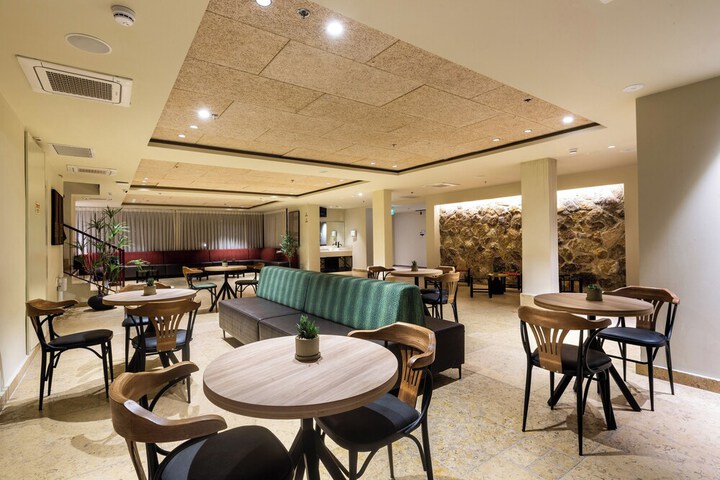 Hotel Interior 14 of 97