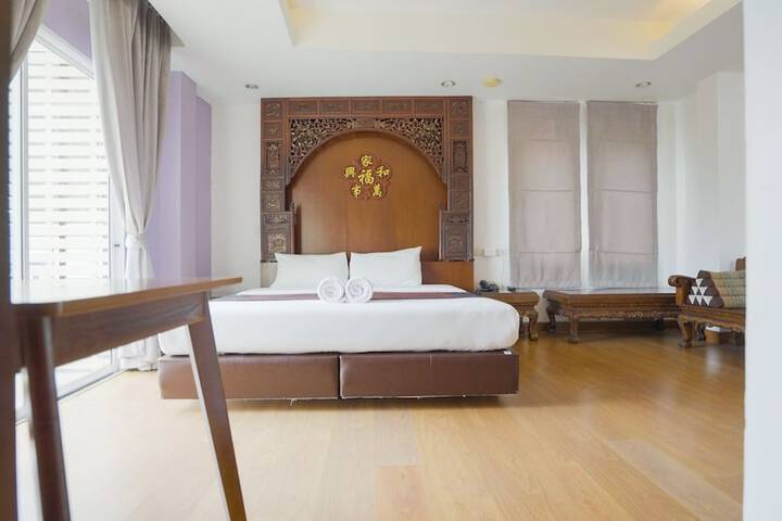 Room 25 of 51
