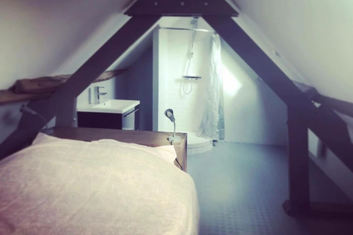 Room 3 of 11