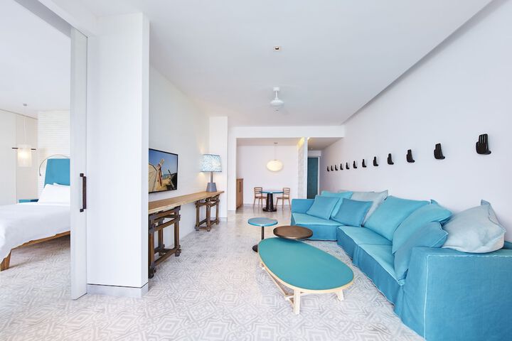 Room 92 of 254