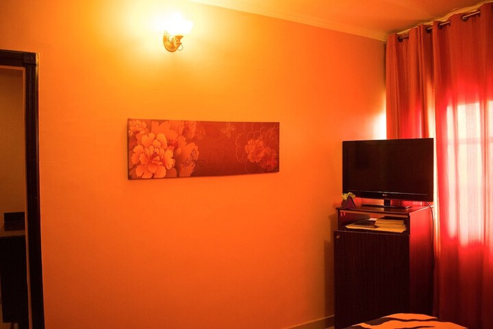 Room 13 of 97