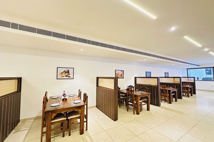 Dining 55 of 94