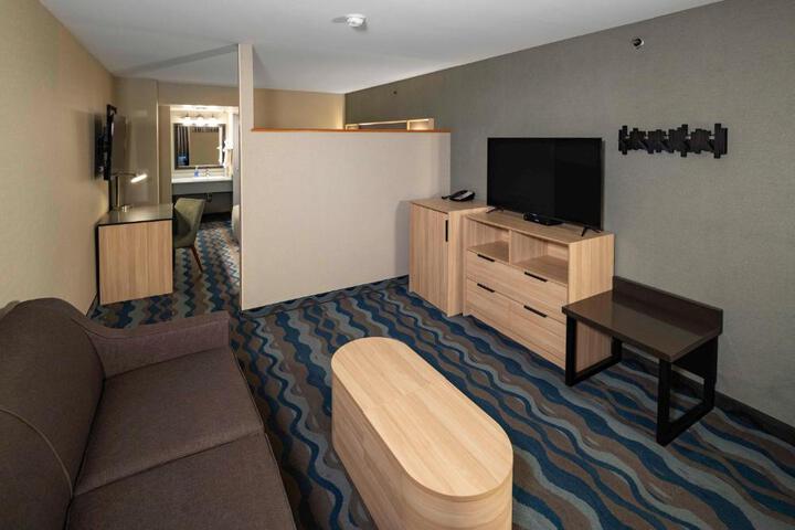 Photo 9