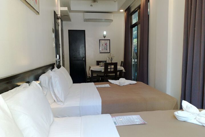 Room 55 of 80