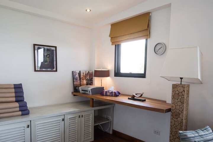 Room 4 of 56